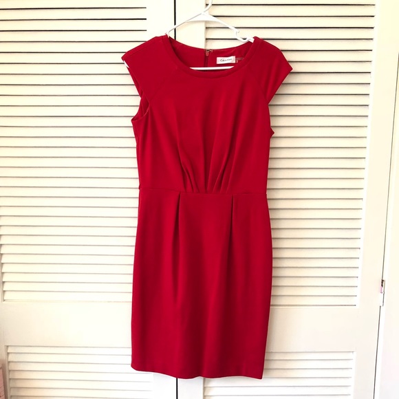 Red dress - Picture 1 of 2